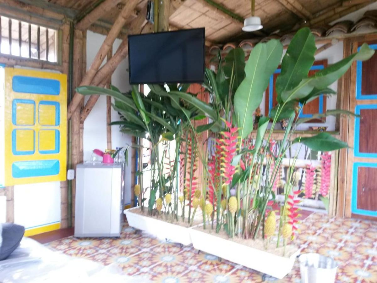 Hacienda Guayabal *